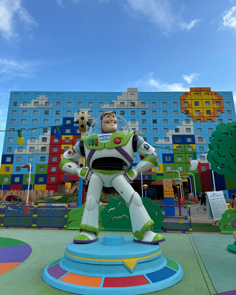 statue disney hotel toy story a tokyo disney